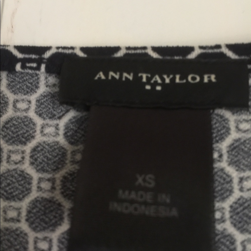 Ann Taylor top - Picture 2 of 3